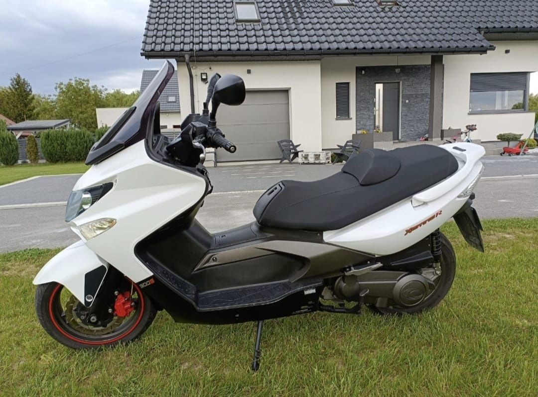 Kymco x-citing 300i WTRYSK '08 rok 29000km jestem właścicielem 3 lata