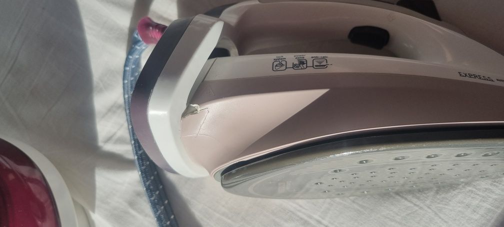 Żelazko z generatorem pary Tefal GV7781