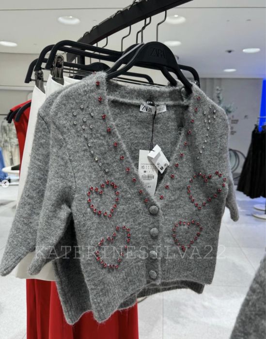 Дуже красива кофта ZARA великий вибір одягу ZARA
