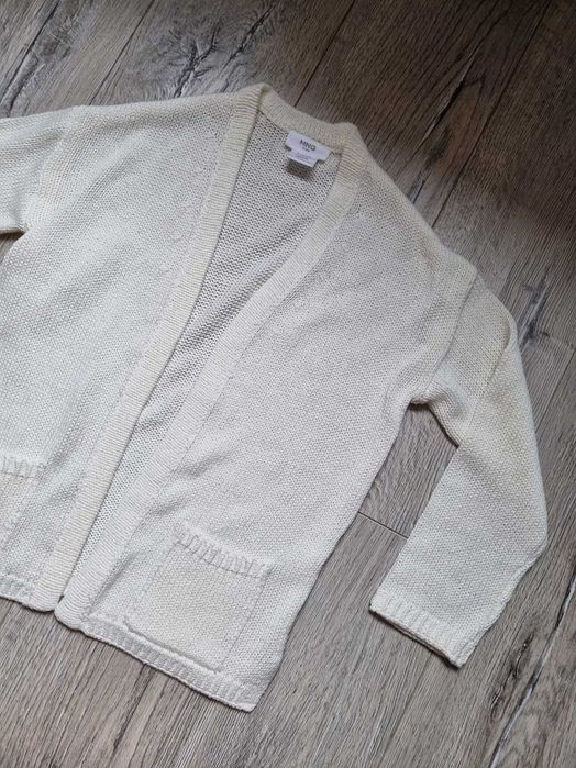 Sweter dziewczęcy Mango rozmiar 122 cm