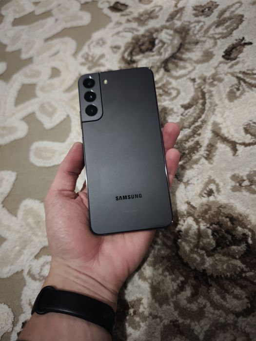 Телефон Samsung s22+ plus  як ідеал