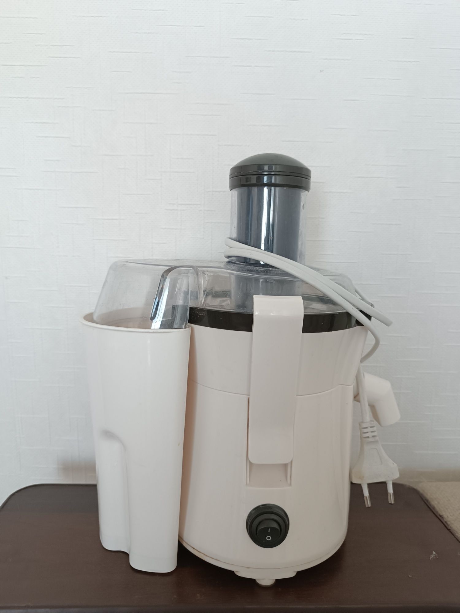 Соковижималка Tefal Frutelia