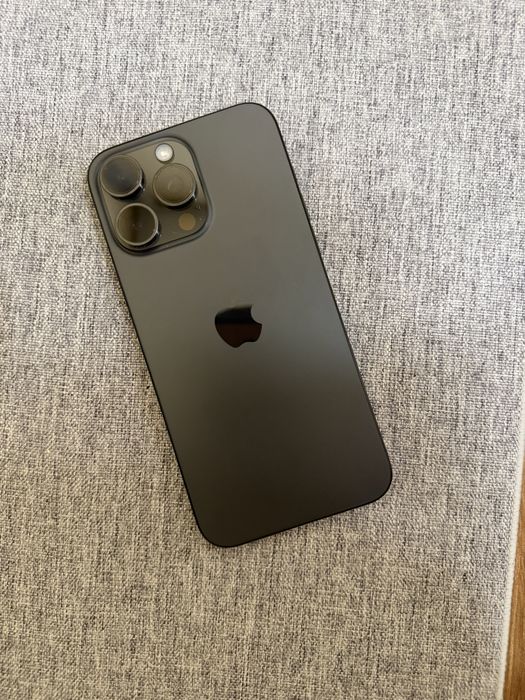 iPhone 15 pro max black 256gb USA e-sim