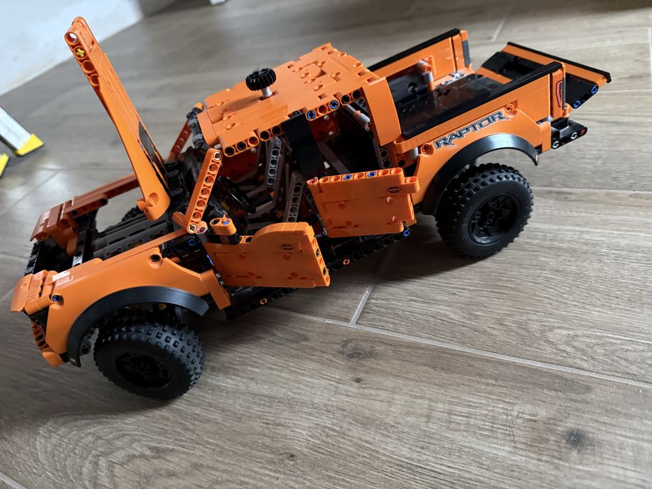 Ford F-150 Raptor Lego 42126