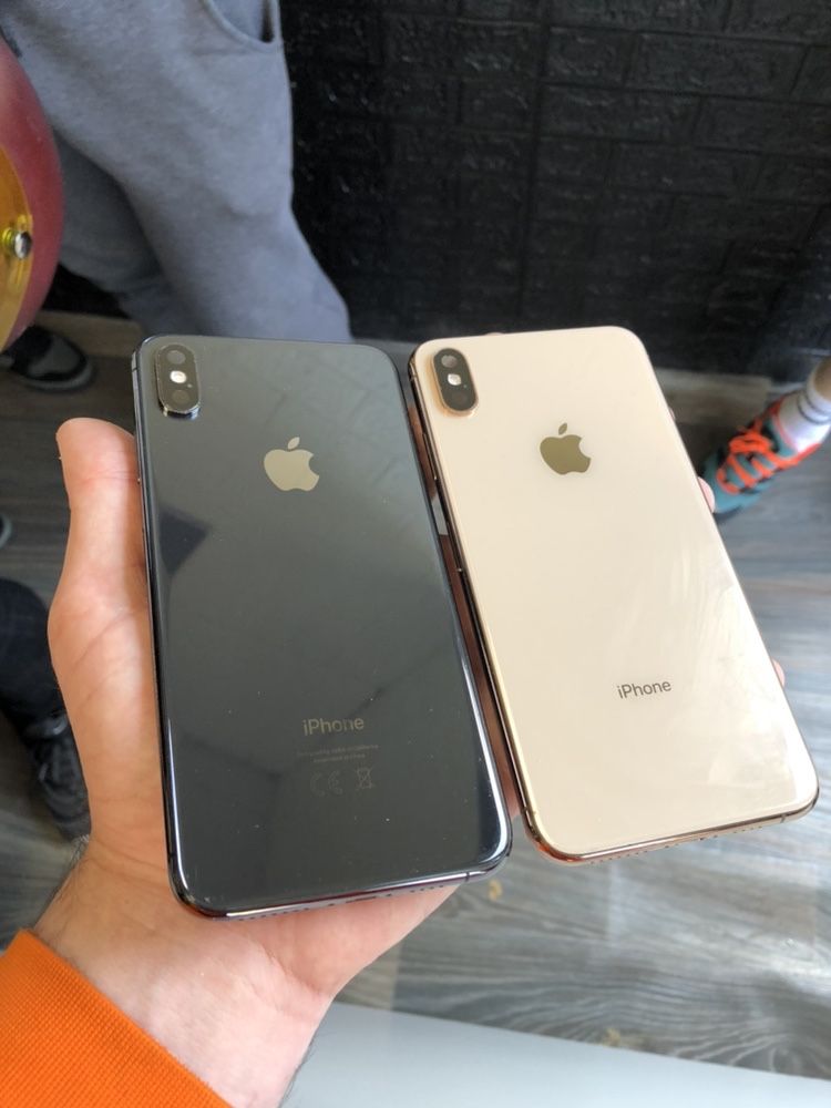 Продам оригинальный корпус в сборе apple iPhone XS Max gold black orig