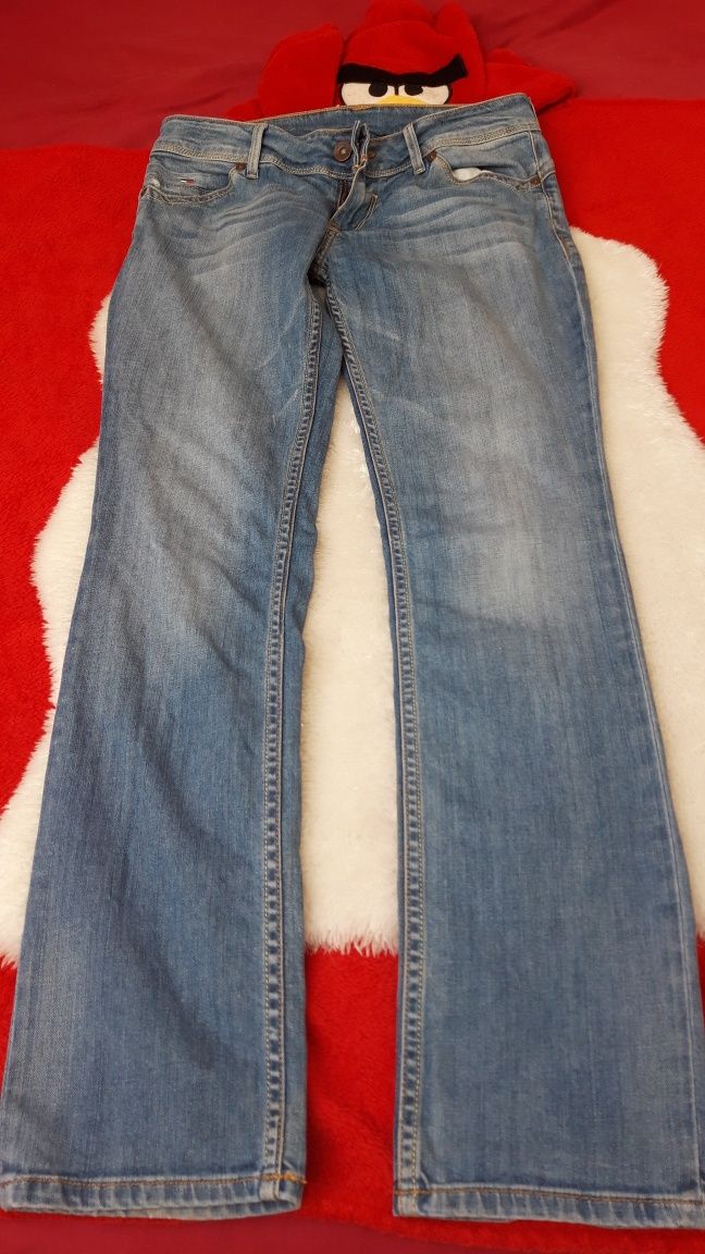 Jeansy skinny Tommy Hilfiger  W 31 L 32 damskie lub uniseks niebieskie