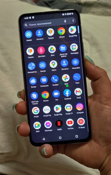 Asus ZenFone 8 flip 8/256 екран 6'67 Qualcomm Snapdragon 888