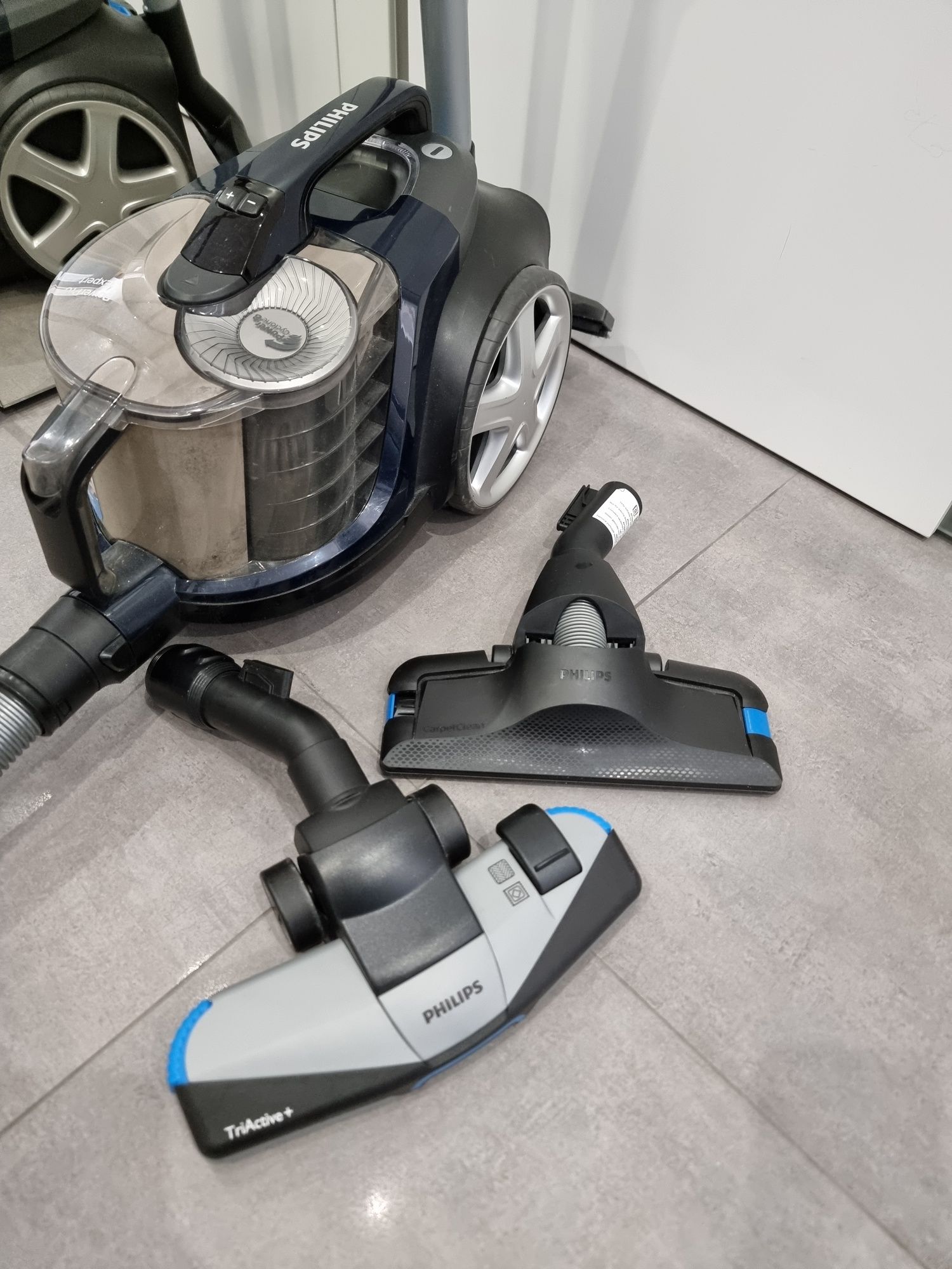 Odkurzacz bezworkowy philips PowerPro Expert FC9743 PowerCyclone 8 650