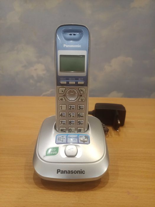 Радиотелефон DECT Panasonic KX-TG5211UA