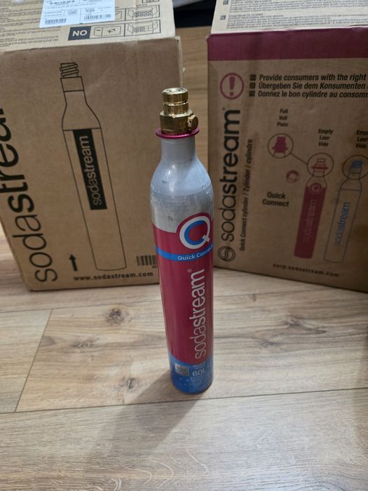 Sodastream nabój różowy pusty