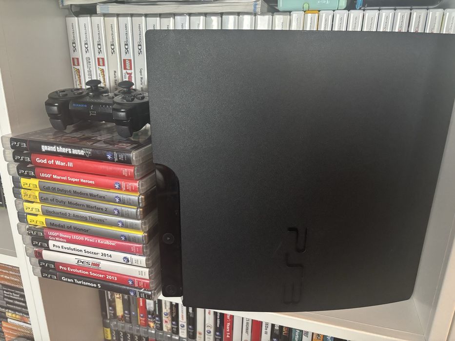Zestaw PS3 Slim 320 gb 12 gier Pad