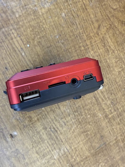 Блютуз колонка радио