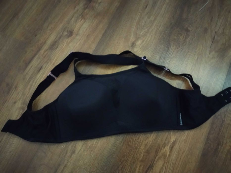 TRIUMPH TRACTION-śliczny biustonosz 75C