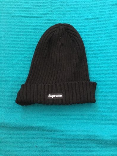 Supreme Gorro Preto