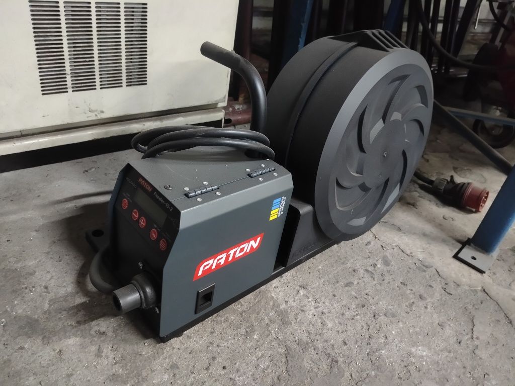 Robot przemysłowy robot spawalniczy ABB IRB 4400