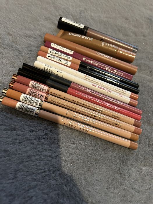 Zestaw konturówek pomadek do ust NAM Pierre Rene NYX Everybody London