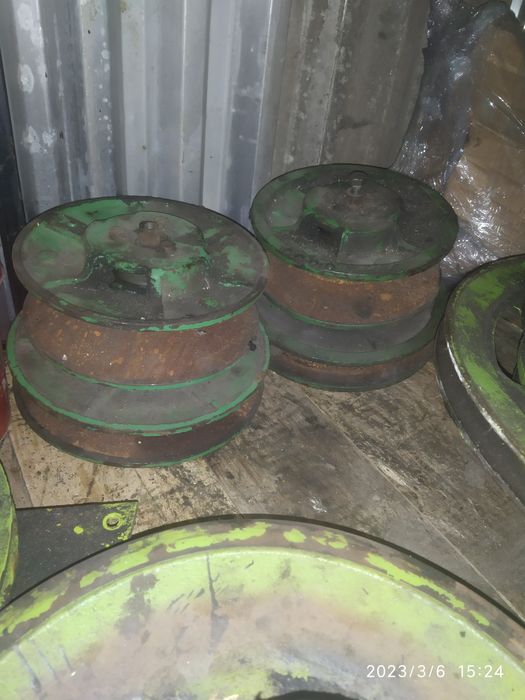 Варіатор шків коробка запчастини  комбайн claas consul