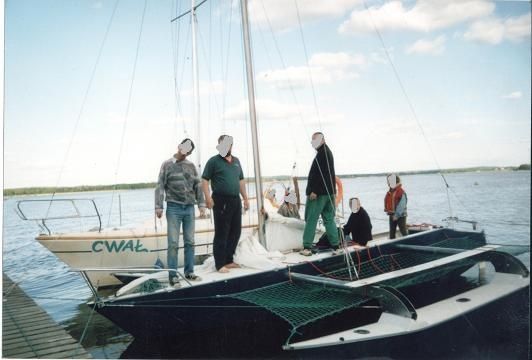 Yacht zaglowy trimaran