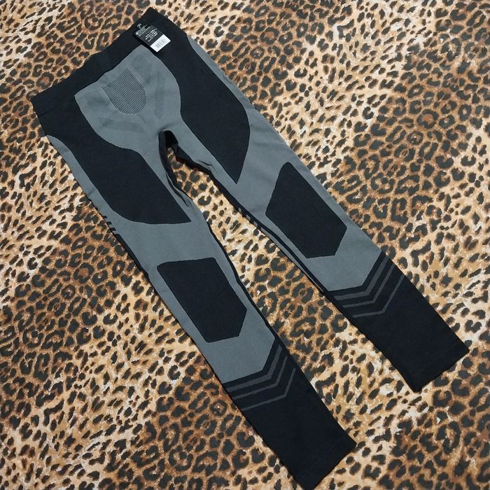 Нова термобілизна спортивна зональна crivit жіноча термоштани розмір L