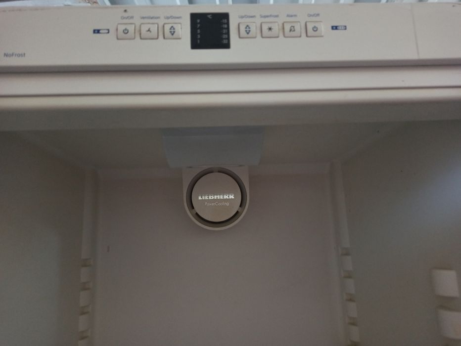 Холодильник Liebherr  CN4003 по запчастям