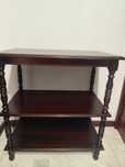 Mesa de apoio  cor castanho