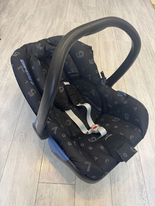 Авто крісло-люлька Maxi-cosi