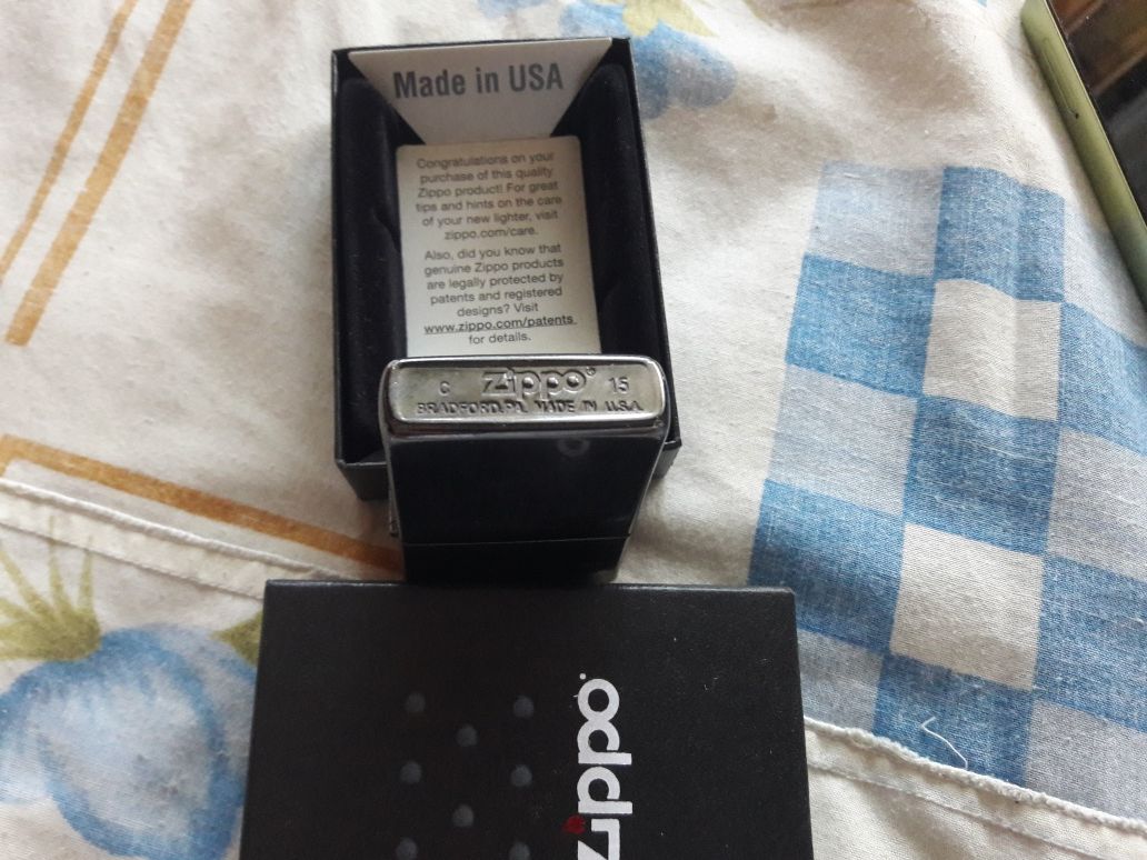 Зажигалка Zippo на подарок
