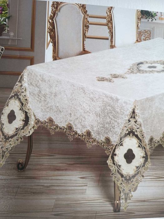obrus 220x160 turecki GLAMOUR WELUR jasny krem + HAFTY+złoto okazja