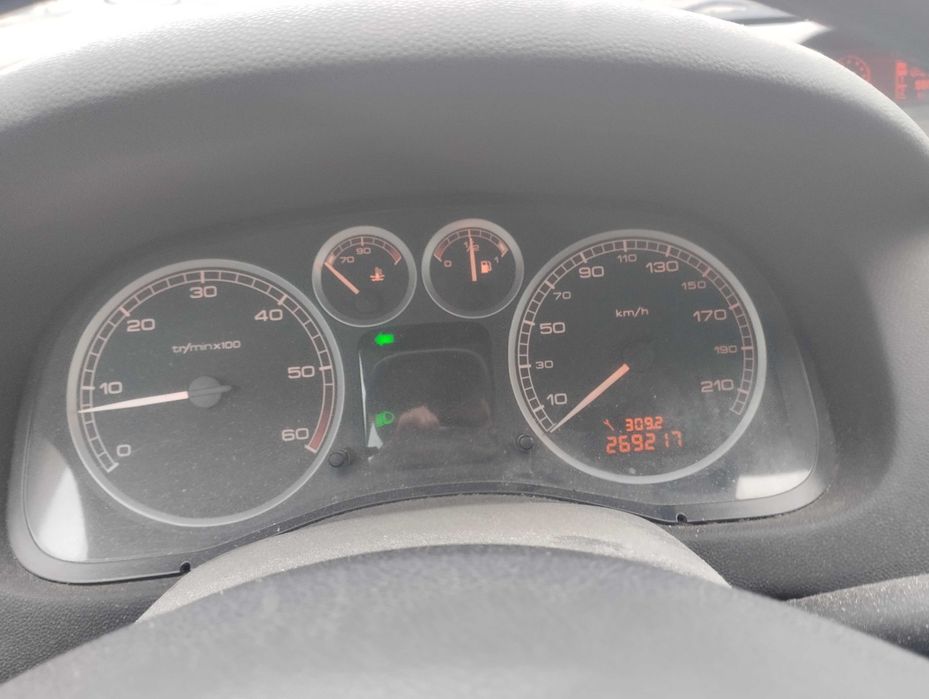 PEUGEOT 307 SW z 2004r.