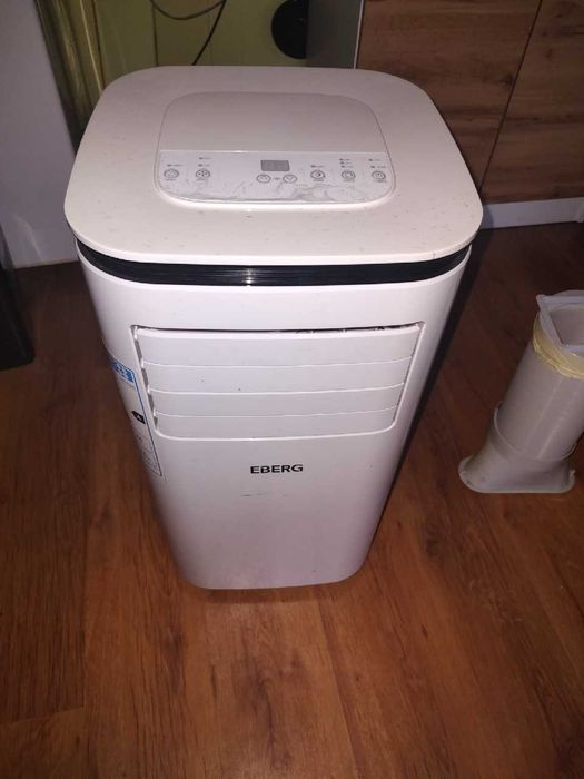 Powiew Ulgi w Sercu Lata: Klimatyzator Eberg Ochłodzi Twój Dom!