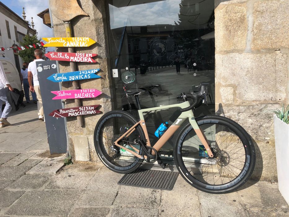 Gravel 3T Racemax , Tamanho S Rodas DT swiss 1800 spline  , Rival  11v