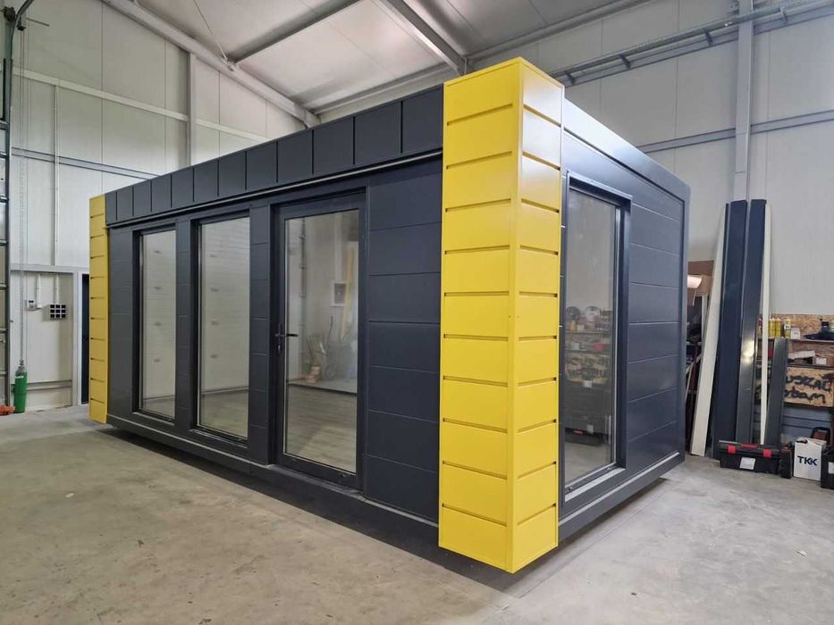 Izolowany pawilon biurowy 6x3 m – całoroczny, kontener