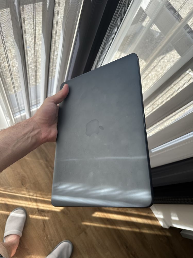 Macbook pro 13 2015 Intel i7/16gb/500gb ссд