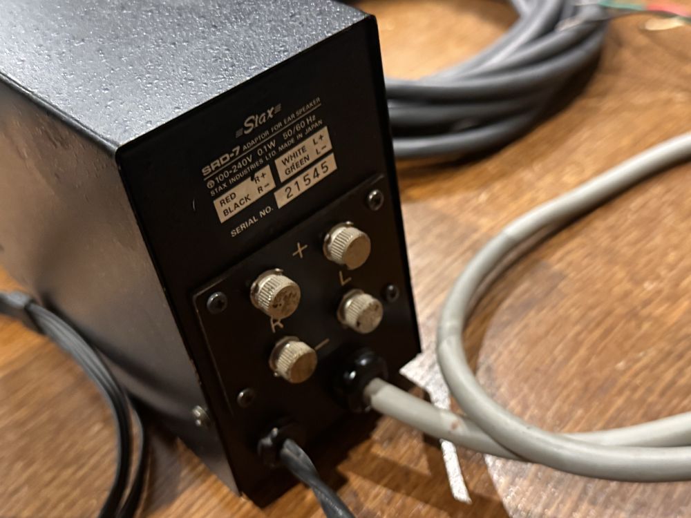Sluchawki elektrostatyczne Stax SR Lambda Adapter SRD-7