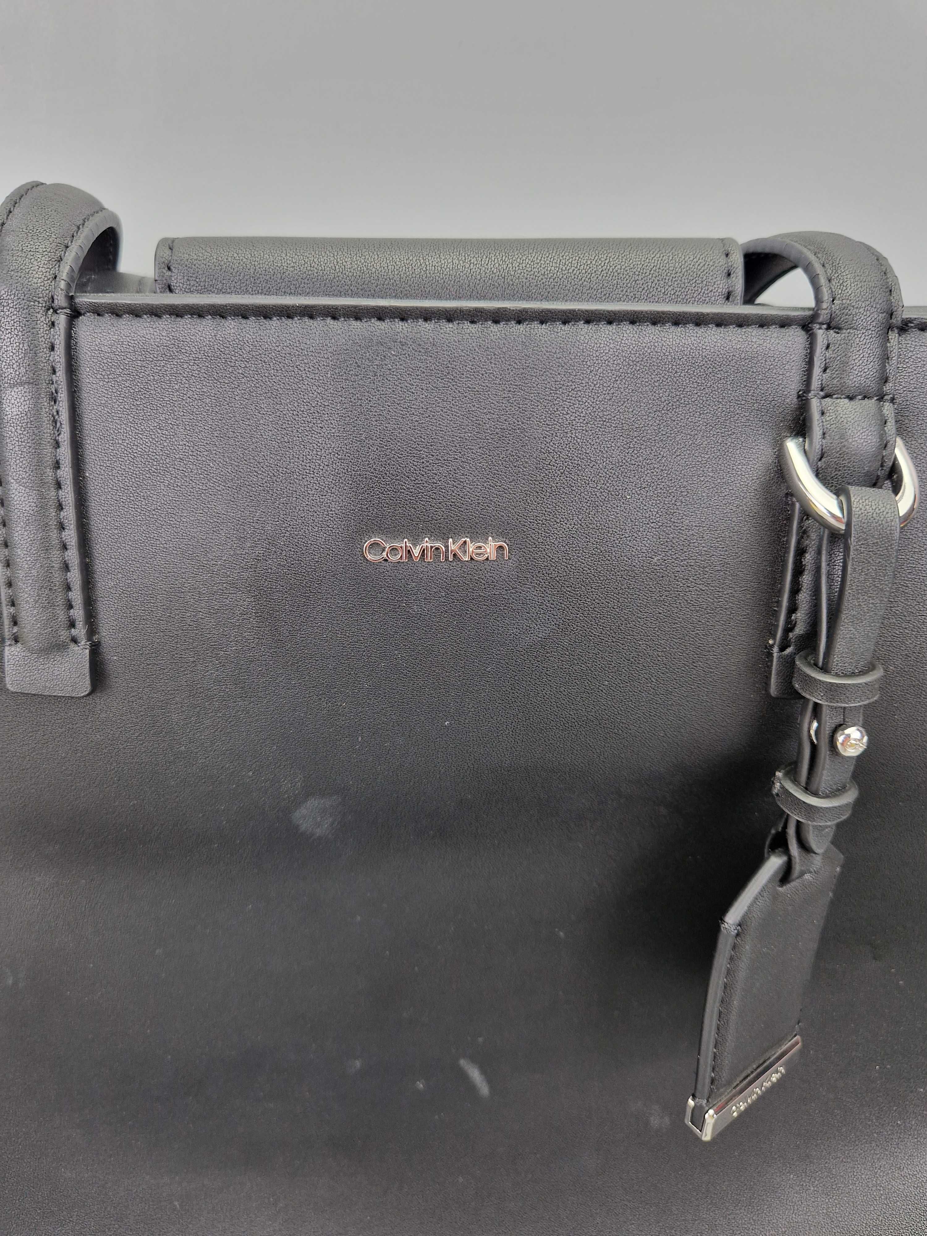 Torebka Shopperka CALVIN Klein