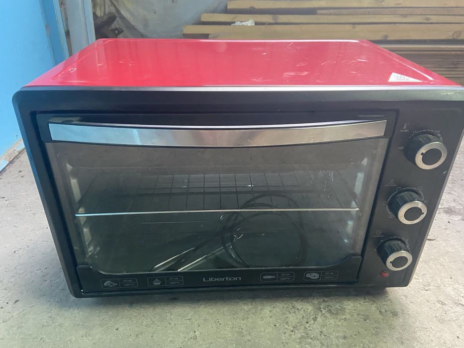 Електропіч Liberton LEO-480 red