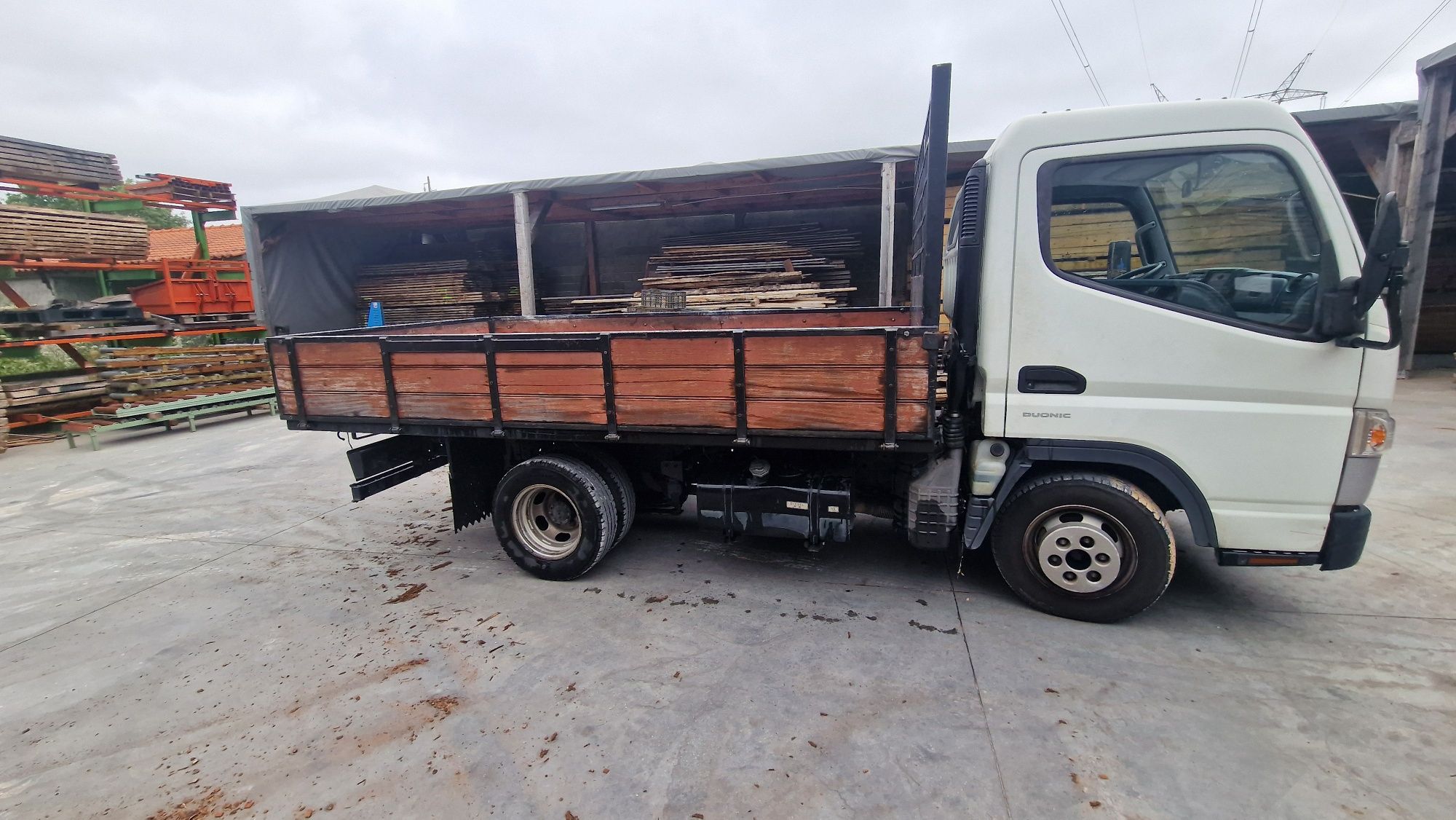 Mitsubishi fuso ligeira caixa automática
