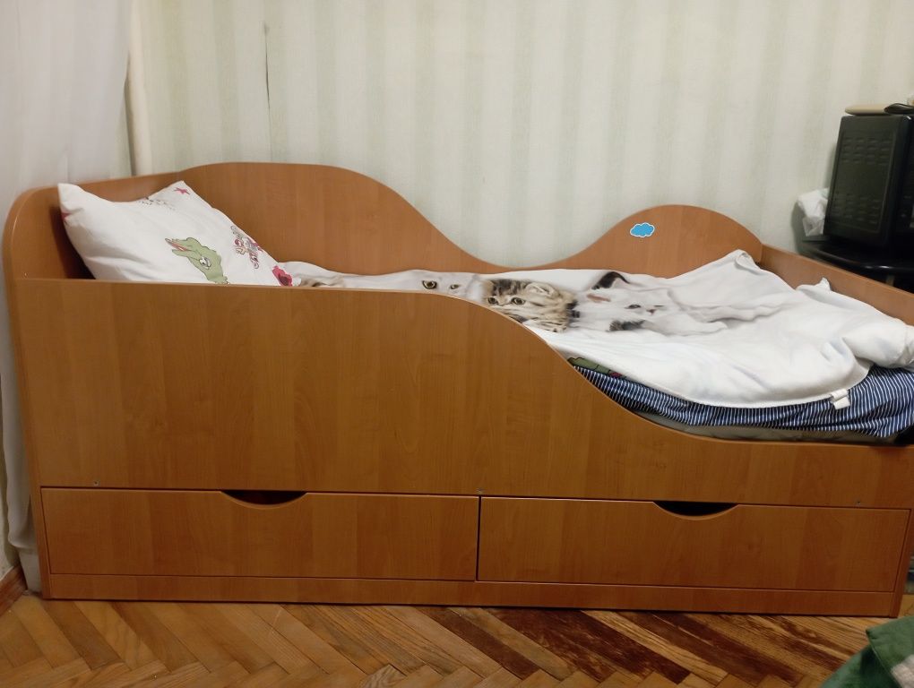 Дитяче ліжко з шухлядами бу