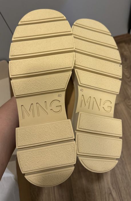 Шкіряні черевики Mango жіночі 40 розмір