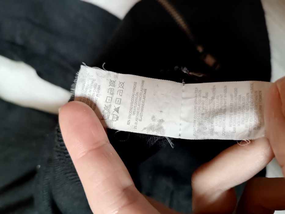 Swterek dzianinowy jesienny damski z wiskozy czarny swter bluza L-XL