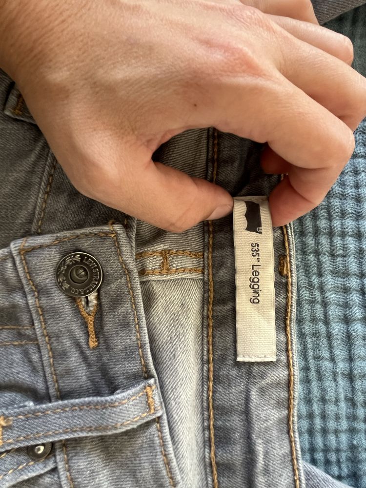 Calças Levis 535 mulher
