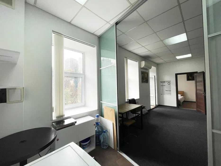 2К 56м Відмінна квартира в центрі міста. ТЕРМІНОВО