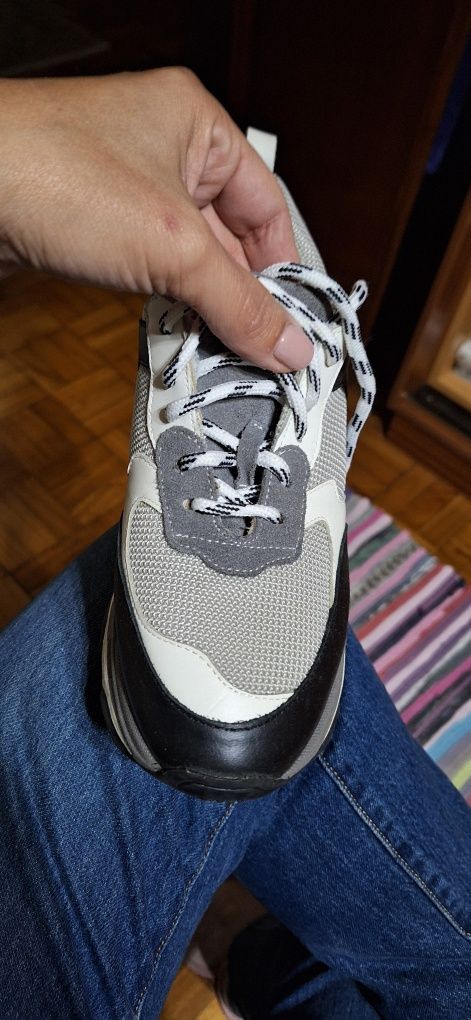 Sneackers ZAHIRA sapatilhas novas de pele