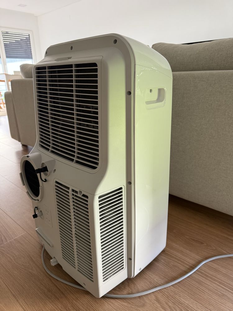 Ar Condicionaro Portatil Becken BAC4255 12.000 BTUS
