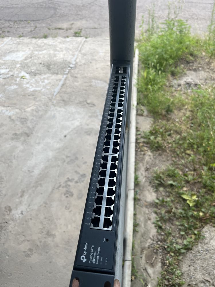 Комутатор TP-LINK T1600G-52TS
