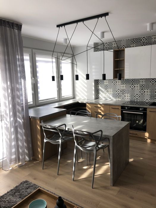 Piękne 2 pokoje 1 piętro Przymorze Piastowska 76