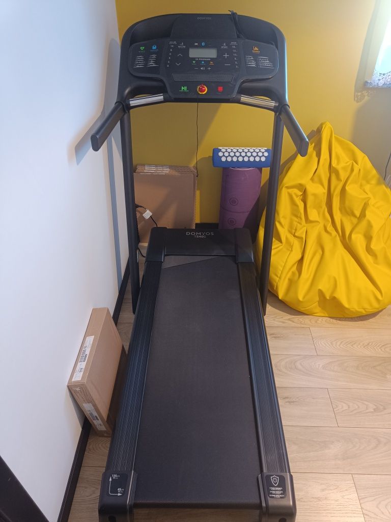 Bieżnia do biegania Domyos T540C