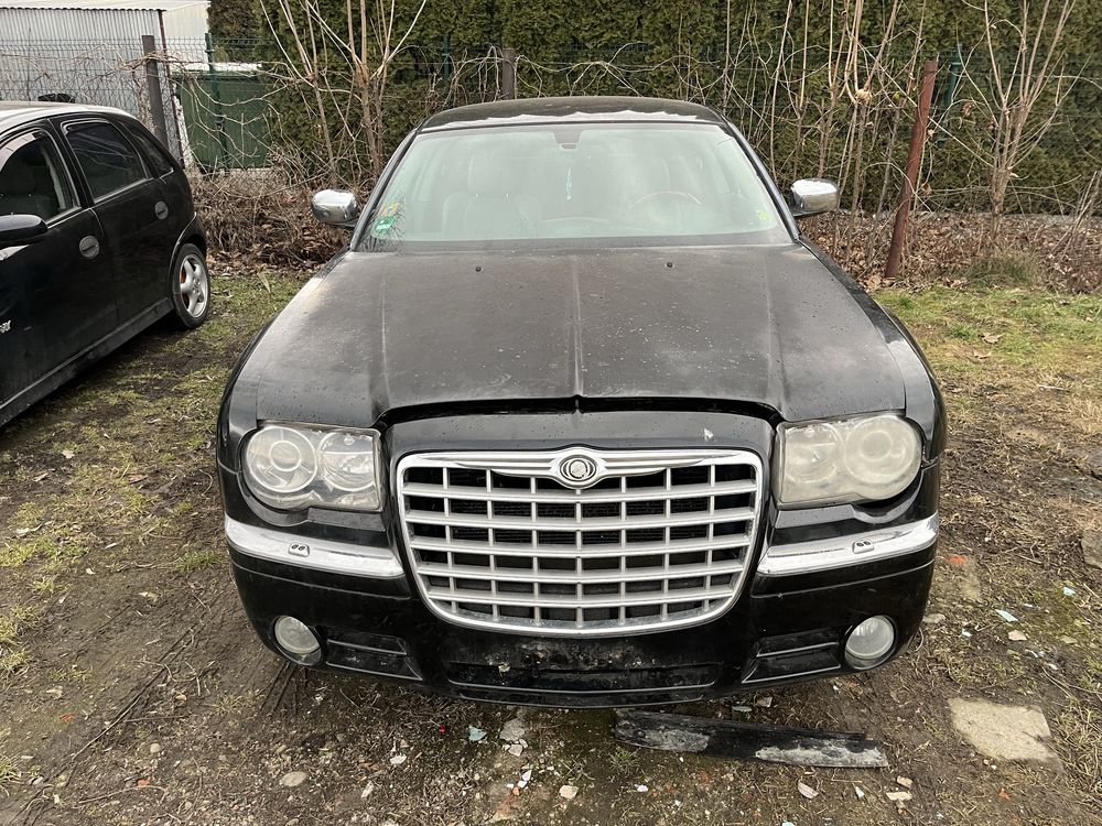 Chrysler 300C bez prawa do rejestracji