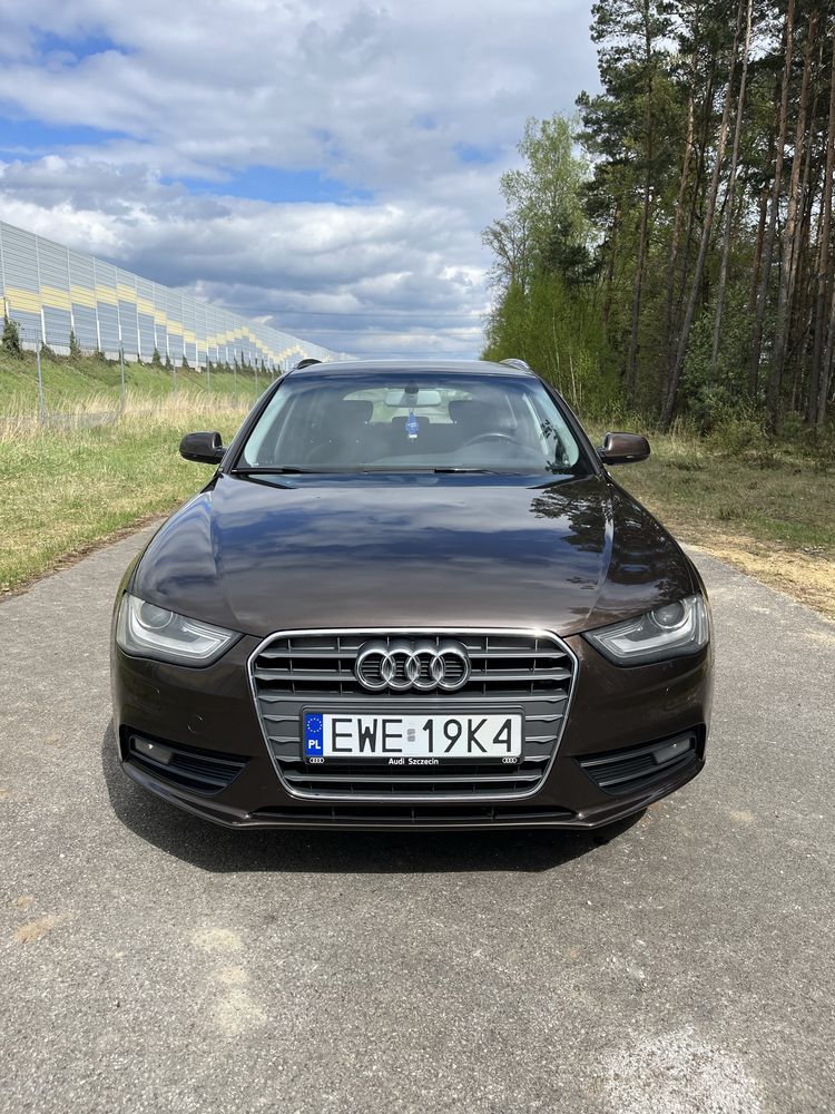 Audi A4 B8 2.0TDI 143km Automat Xenon Bang & Olufsen