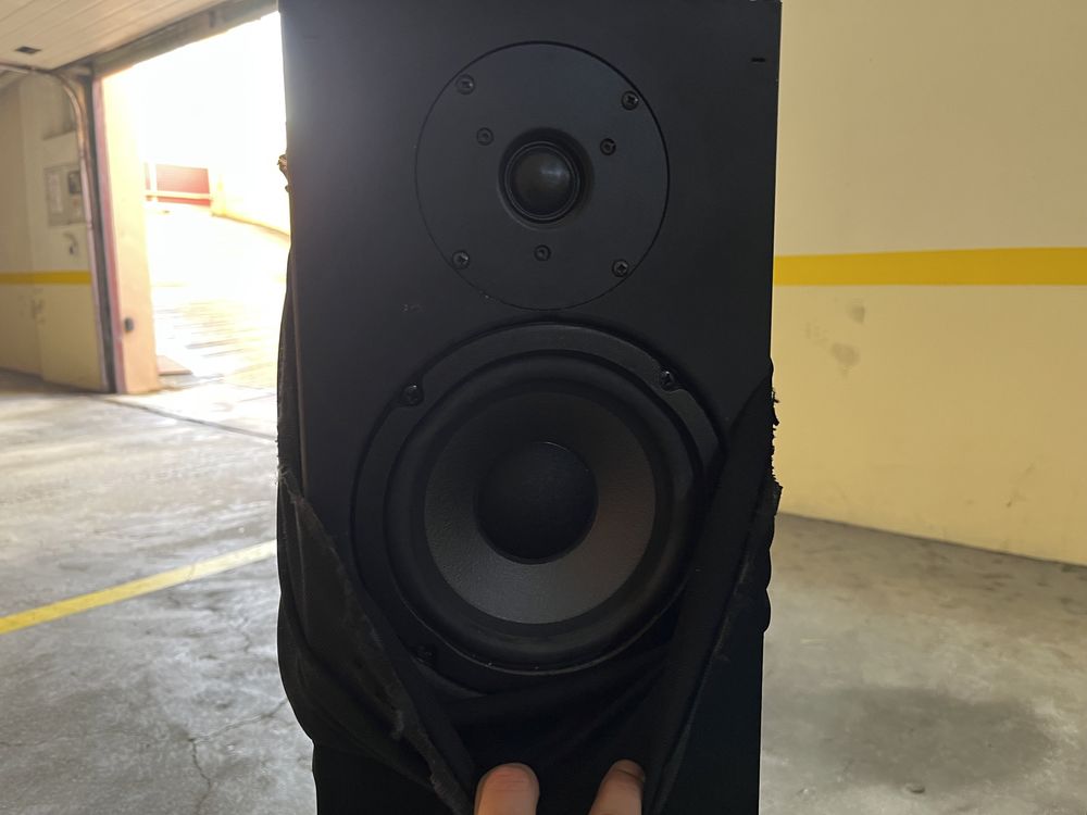 Colunas Impulse de chão (focal)